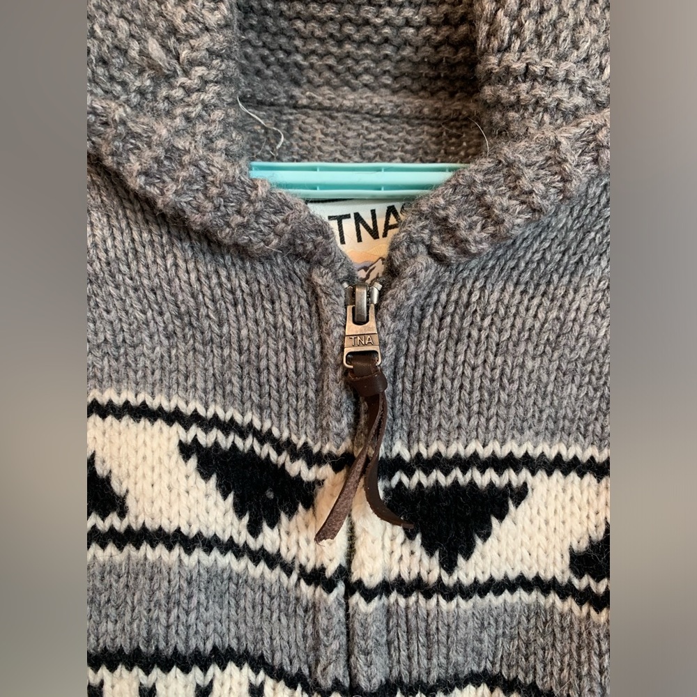 Aritzia TNA | Sea to Sky 100% Lambswool Zip Up Sweater - Picture 9 of 9